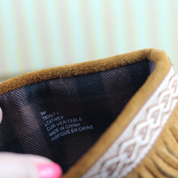 SoftMoc Suede Trinity Boot - Picture 14 of 16